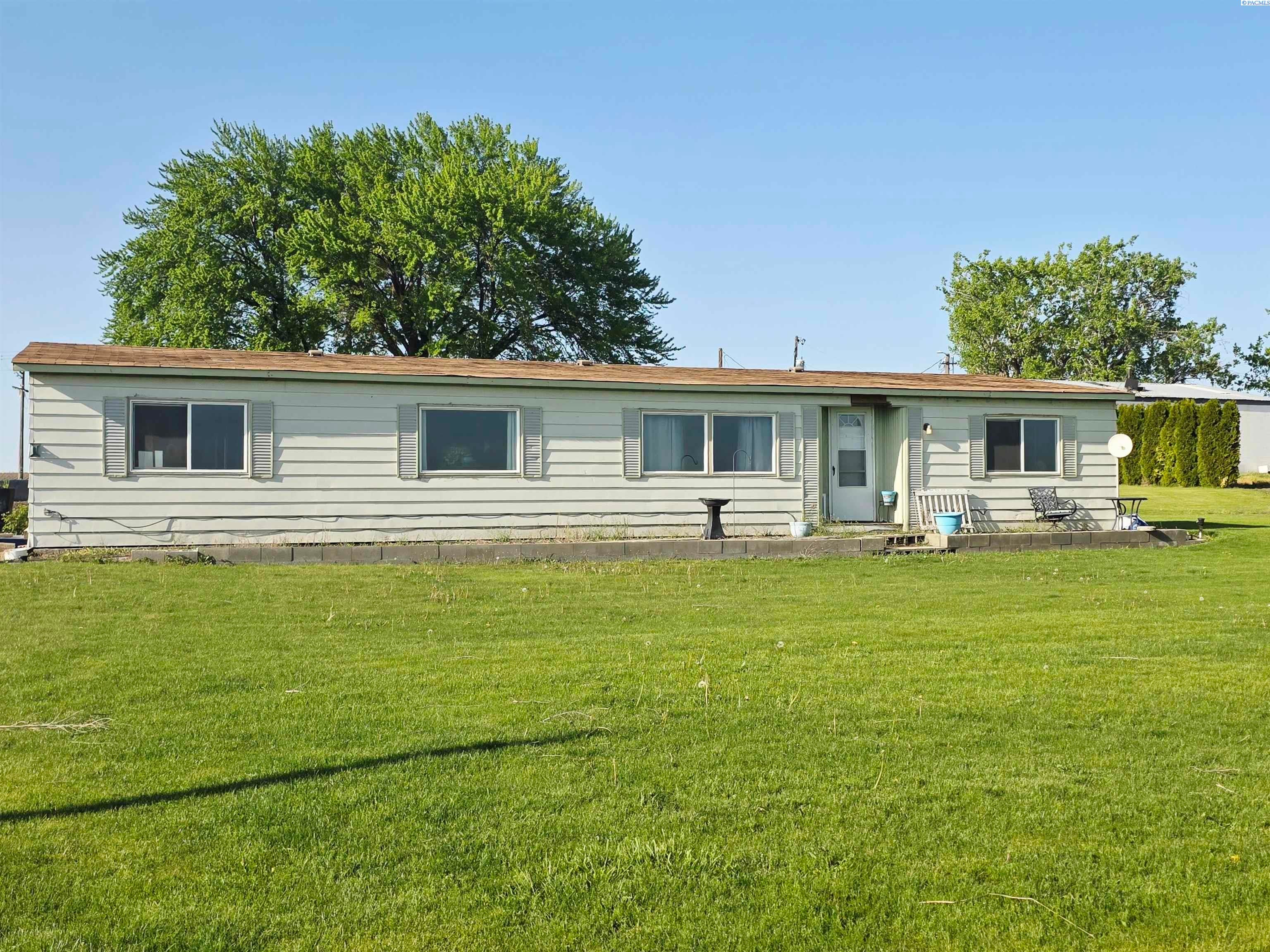 4221 Dogwood Road Pasco, WA 99301 - Photo 15 of 36 Gallery Image 15