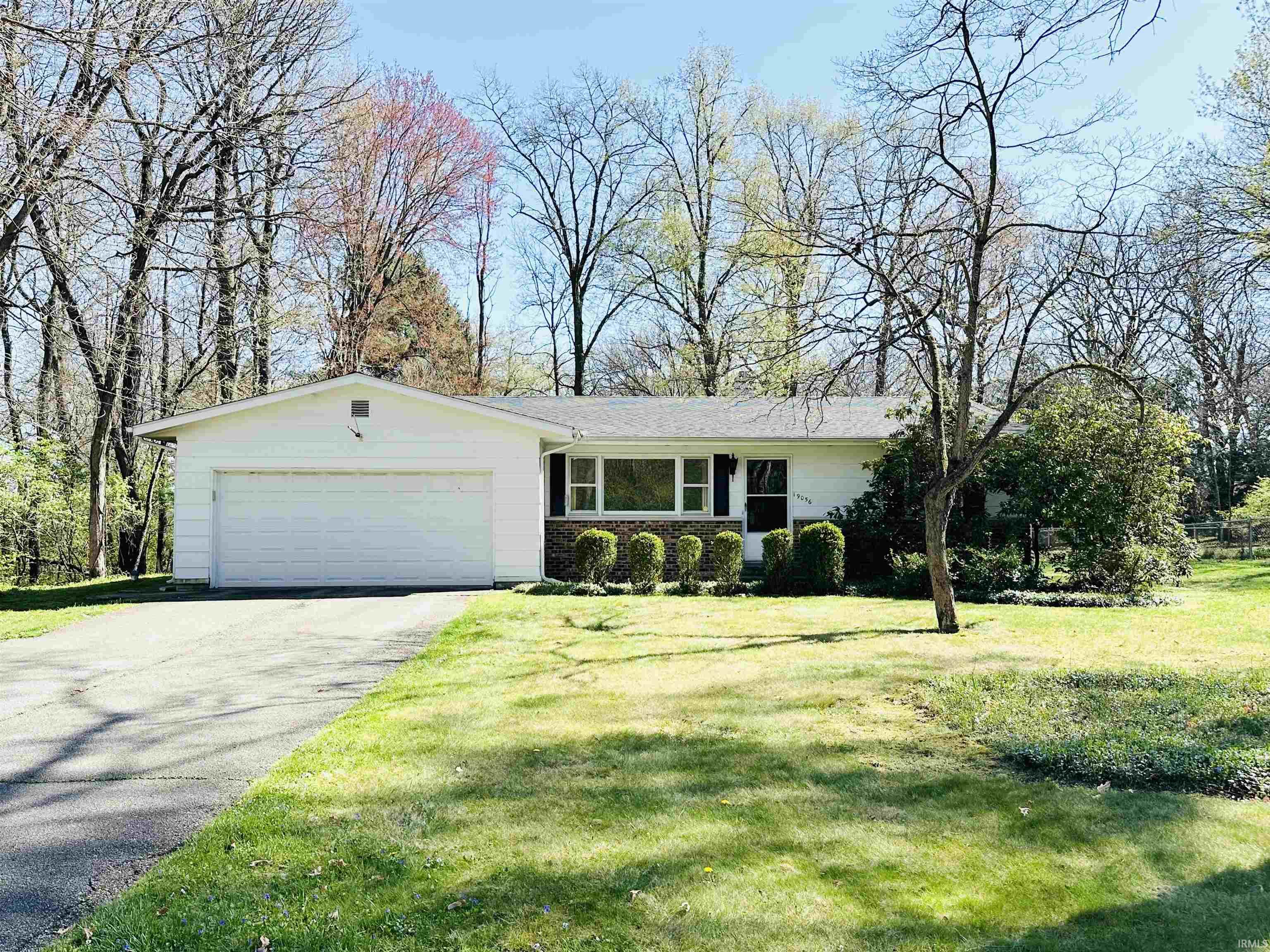 19056 Stateline Road South Bend, IN 46637 - Photo 1 of 13 Gallery Image 1