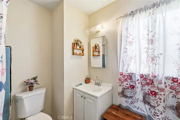 $1,000,000 | 920 South Willowbrook Avenue, Compton, CA 90220
