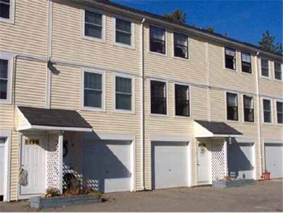 26 C Lowell Street Rochester, NH 03867 - Photo 1 of 1