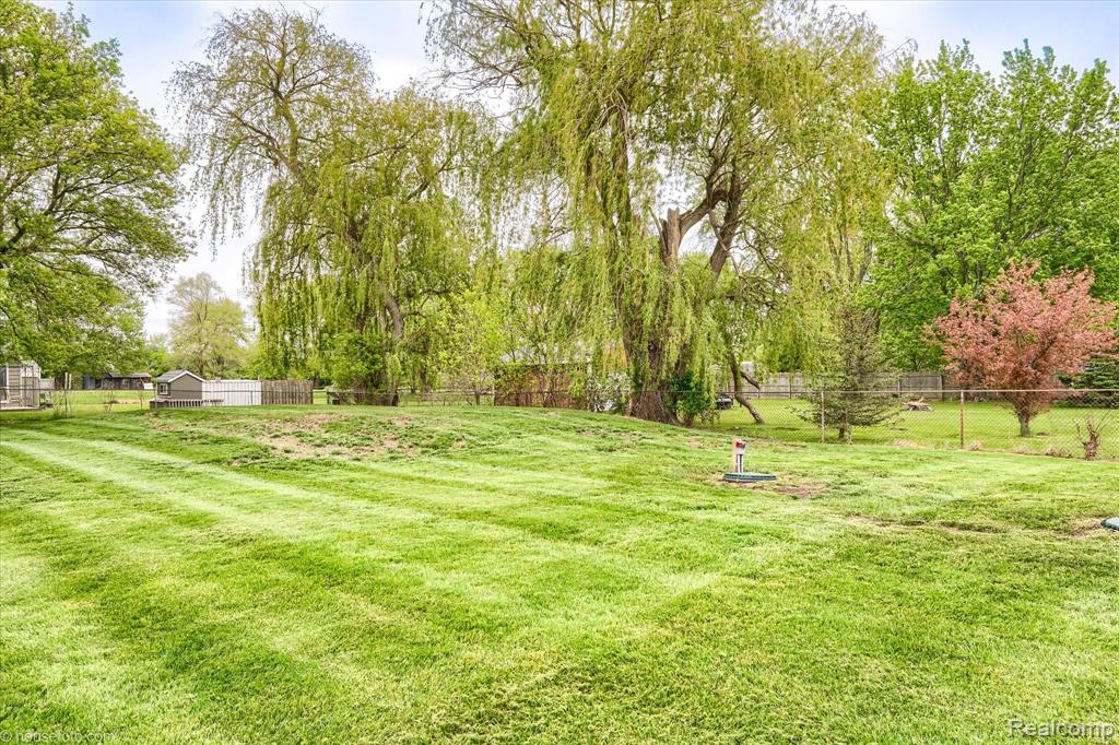 9254 North Genesee Road Mount Morris, MI 48458 - Photo 23 of 24