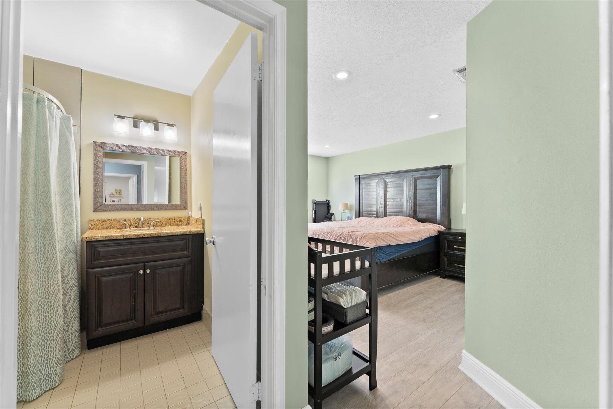 8414 Dynasty Drive Boca Raton, FL 33433 - Photo 16 of 37 14-14