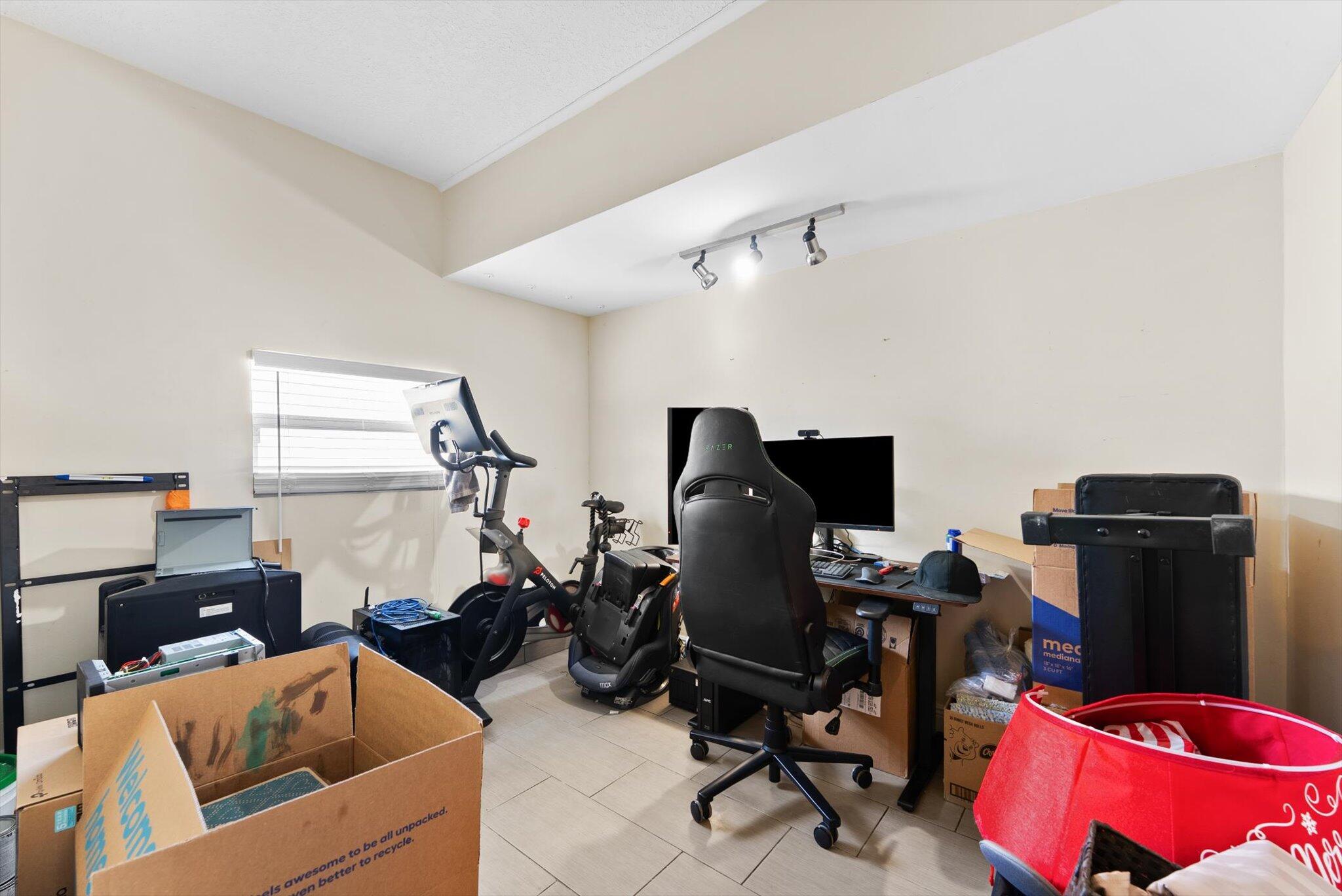 8414 Dynasty Drive Boca Raton, FL 33433 - Photo 18 of 37 18-18