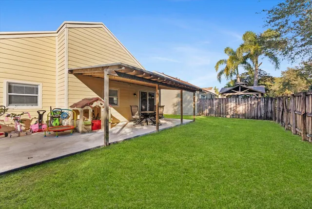 $480,000 | 8414 Dynasty Drive, Boca Raton, FL 33433