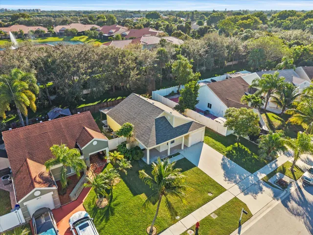 $480,000 | 8414 Dynasty Drive, Boca Raton, FL 33433