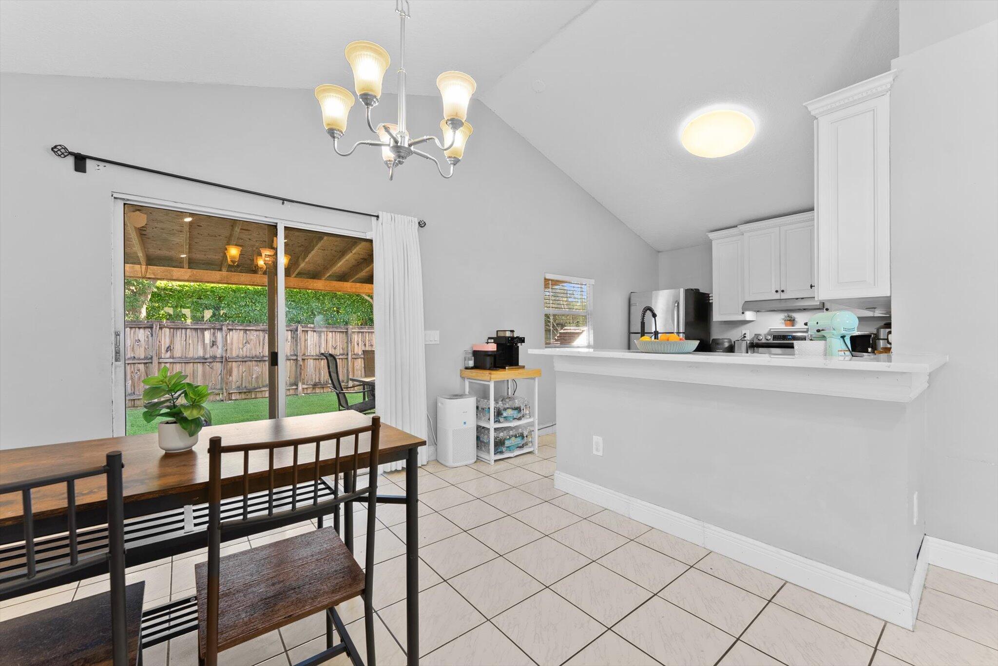 8414 Dynasty Drive Boca Raton, FL 33433 - Photo 7 of 37 07-7