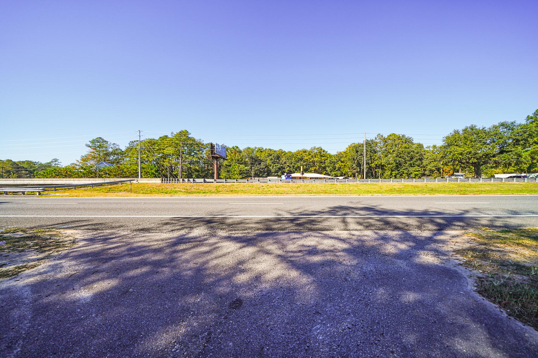 17661 Highway 331 Freeport, FL 32439 - Photo 5 of 19 DSC09589