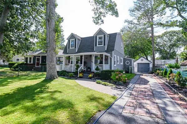 $575,000 | 64 Audubon Street, Nesconset, NY 11767