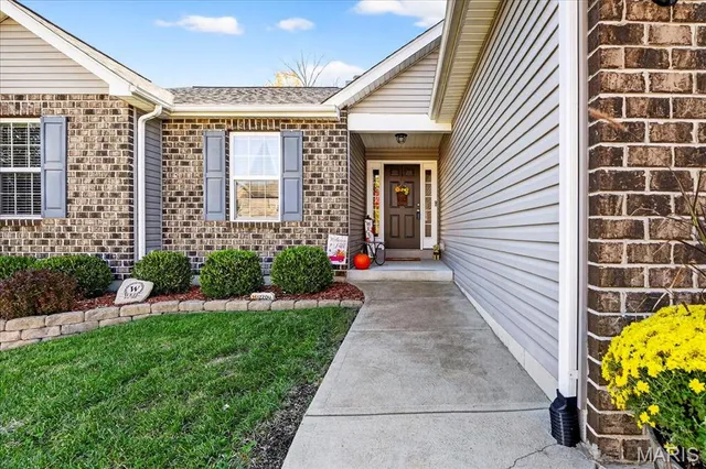 $399,900 | 2686 Breakwater Drive, Imperial, MO 63052