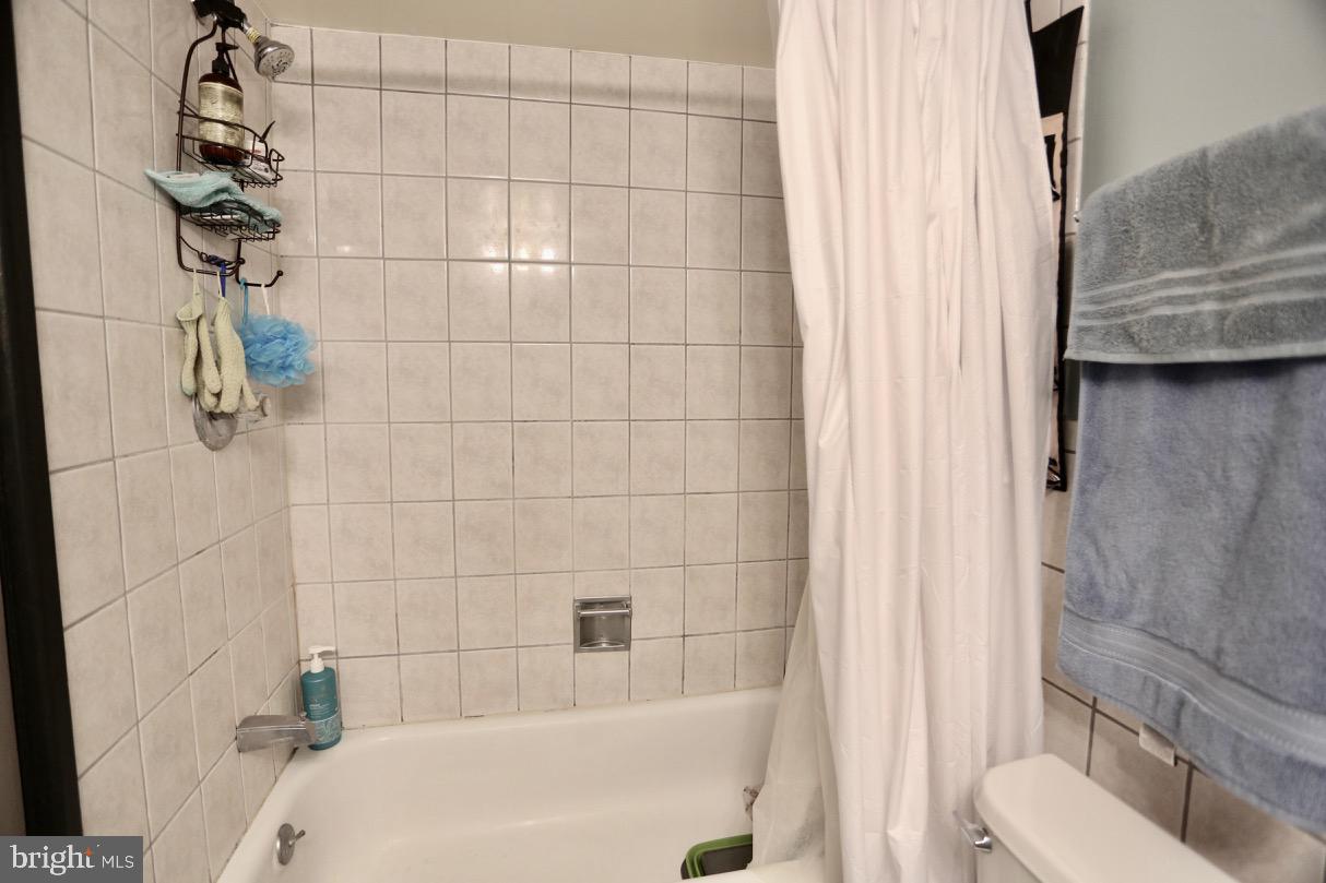 2911 Charing Cross Road, Unit 10 Falls Church, VA 22042 - Photo 20 of 23
