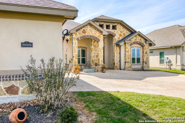 30406 Cibolo Run Fair Oaks Ranch, TX 78015 - Photo 2 of 25