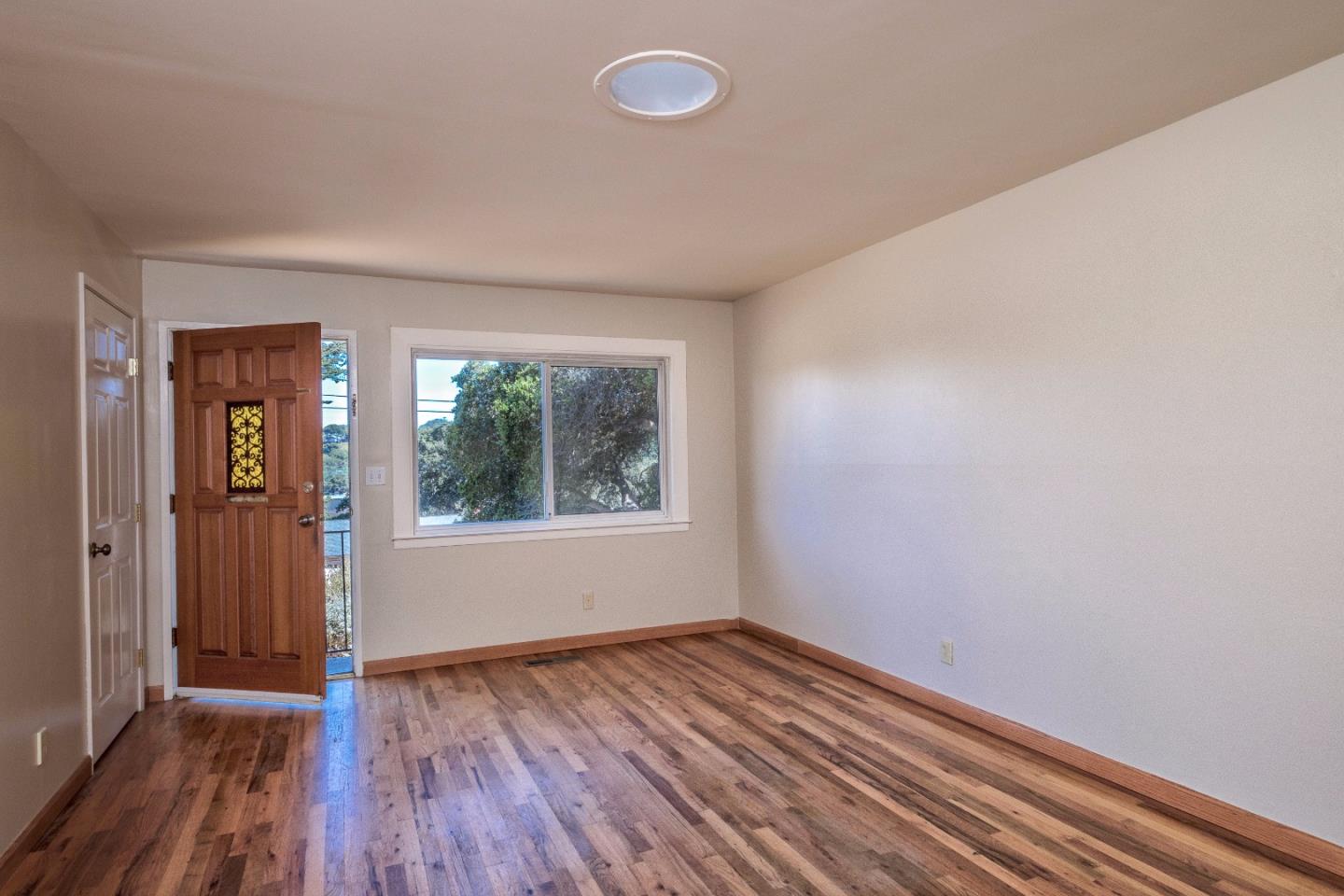 987 Paloma Road Del Rey Oaks, CA 93940 - Photo 7 of 22 Gallery Image 7