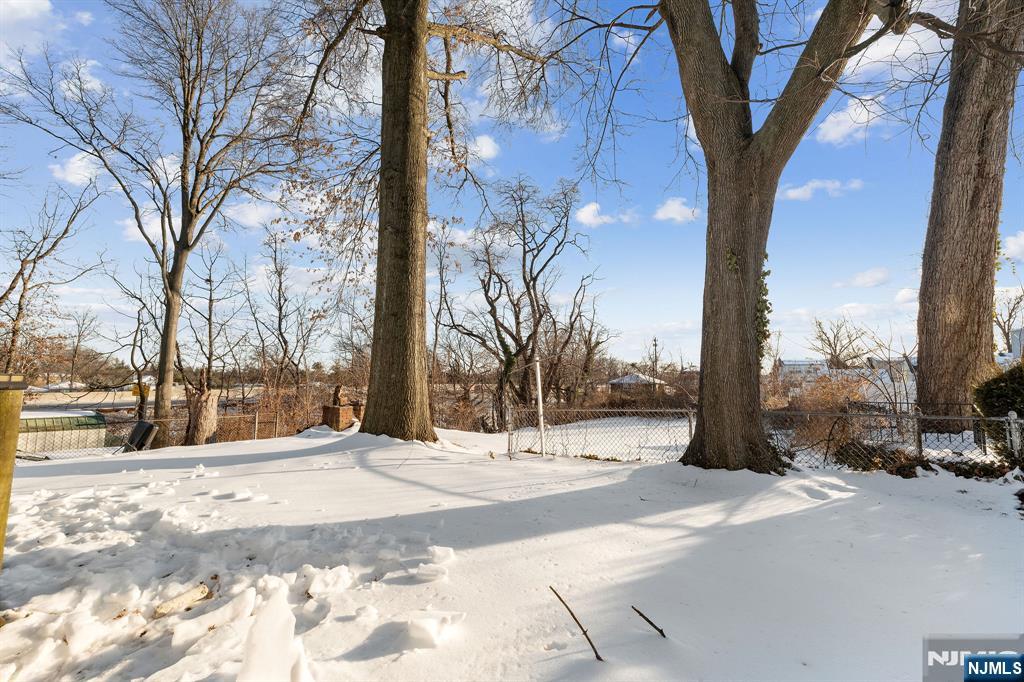 129 Pake Street Nutley, NJ 07110 - Photo 18 of 40