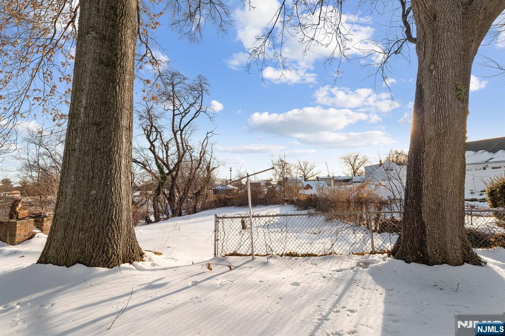 129 Pake Street Nutley, NJ 07110 - Photo 19 of 40