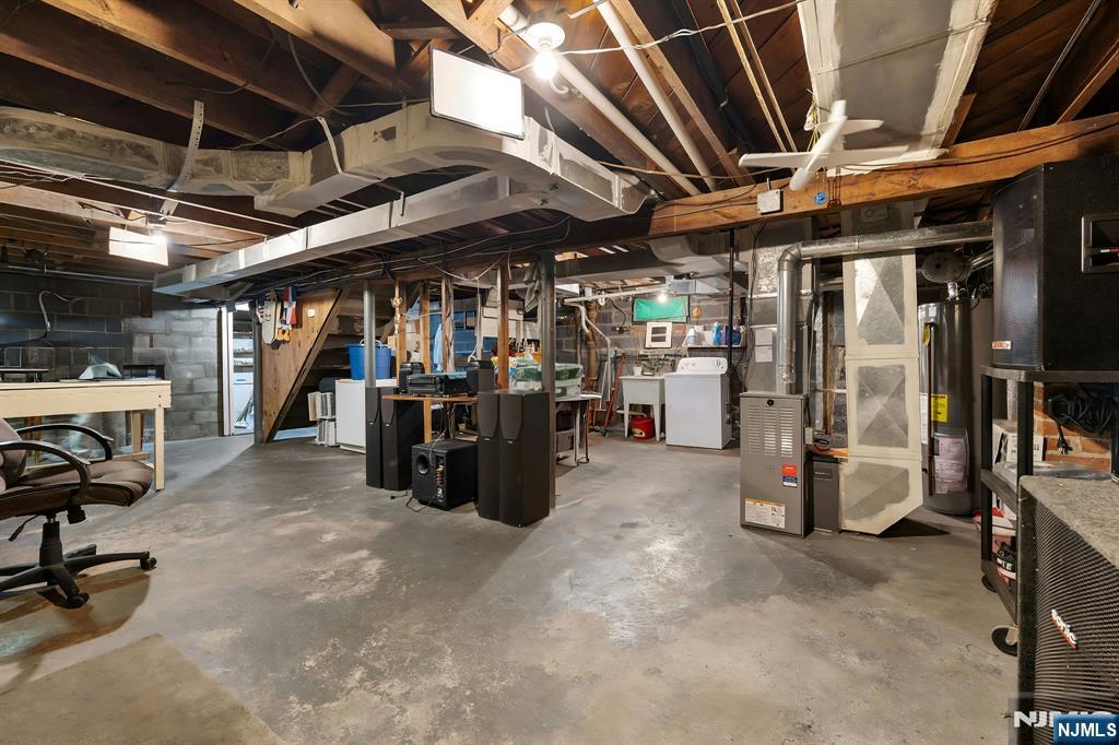 129 Pake Street Nutley, NJ 07110 - Photo 34 of 40