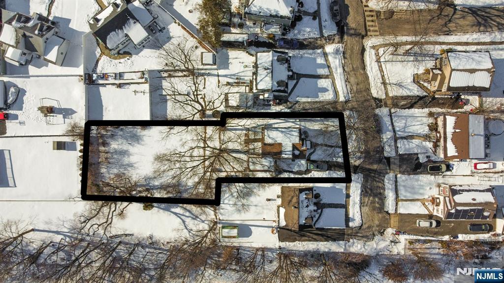 129 Pake Street Nutley, NJ 07110 - Photo 6 of 40