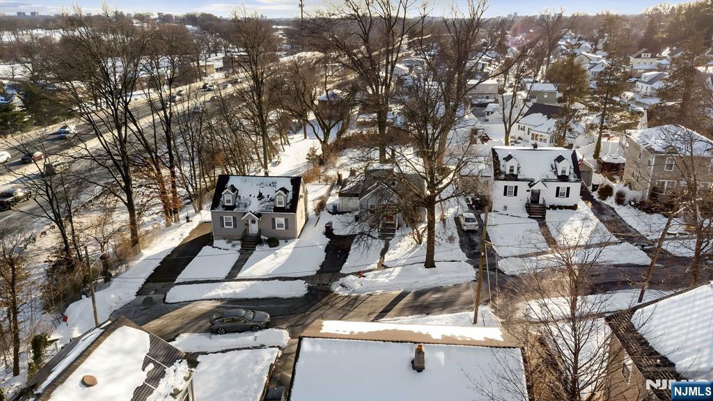 129 Pake Street Nutley, NJ 07110 - Photo 7 of 40