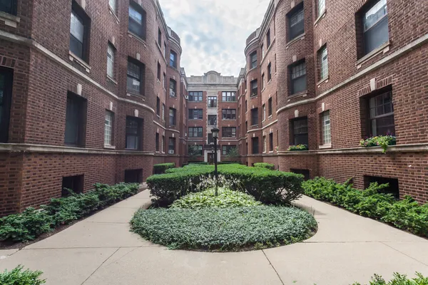 $1,595 | 2328 North Lincoln Park West, Unit 1A, Chicago, IL 60614