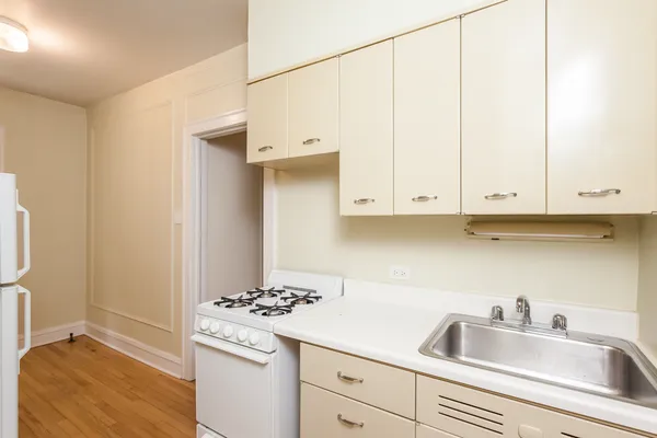 $1,595 | 2328 North Lincoln Park West, Unit 1A, Chicago, IL 60614