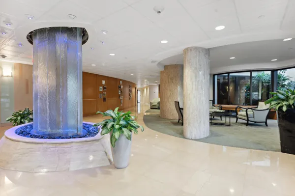 $8,500 | 3000 North Ocean Drive, Unit 22D, Riviera Beach, FL 33404