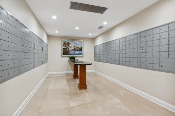 $8,500 | 3000 North Ocean Drive, Unit 22D, Riviera Beach, FL 33404
