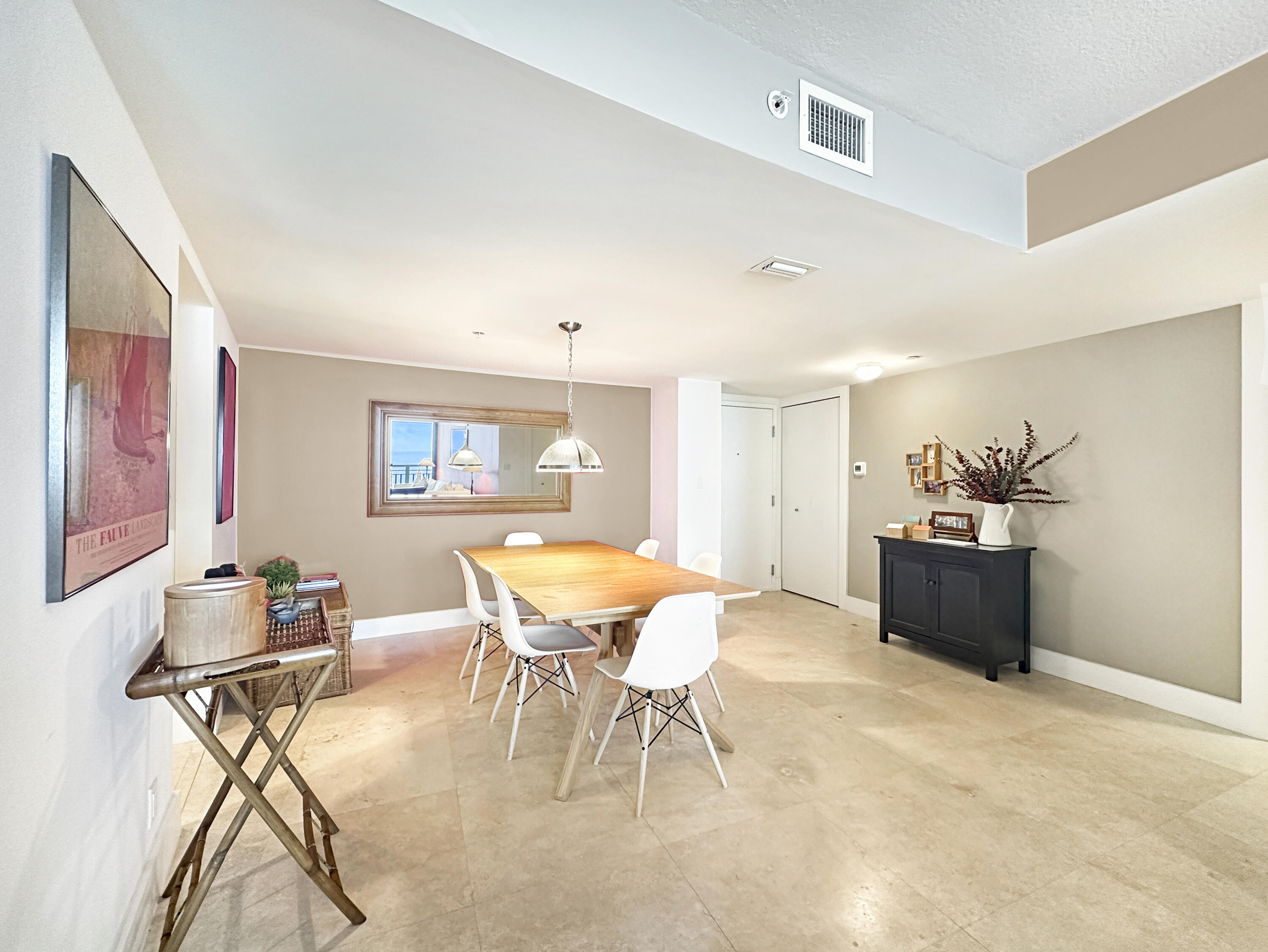 3000 North Ocean Drive, Unit 22D Riviera Beach, FL 33404 - Photo 4 of 53 a dining room with furniture and window