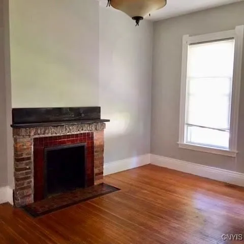 $1,350 | 202 Green Street, Syracuse, NY 13203