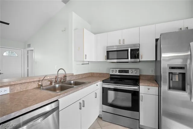 $2,000 | 4080 24th Avenue Northeast, Naples, FL 34120