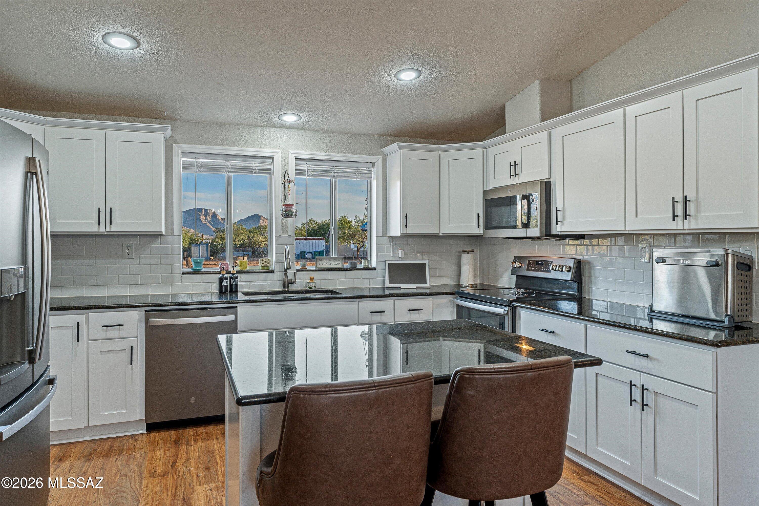 16120 North Elkins Road Tucson, AZ 85739 - Photo 18 of 51 18-Kitchen