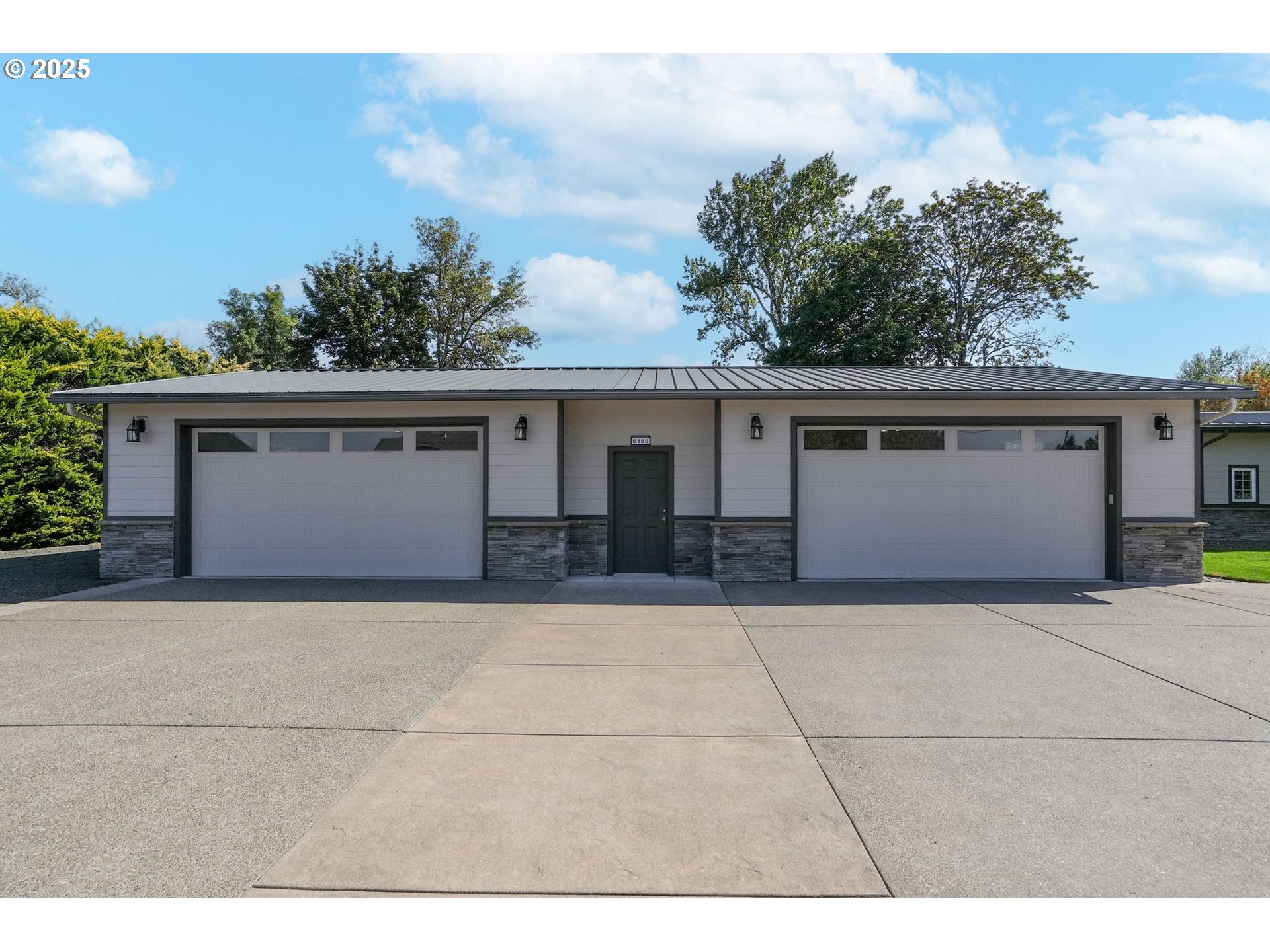 6360 Corvallis Road Independence, OR 97351 - Photo 3 of 48