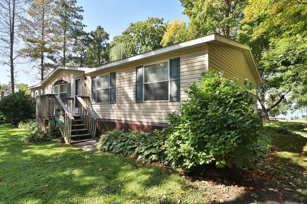 $299,900 | 801 East Lake Street, Osakis, MN 56360