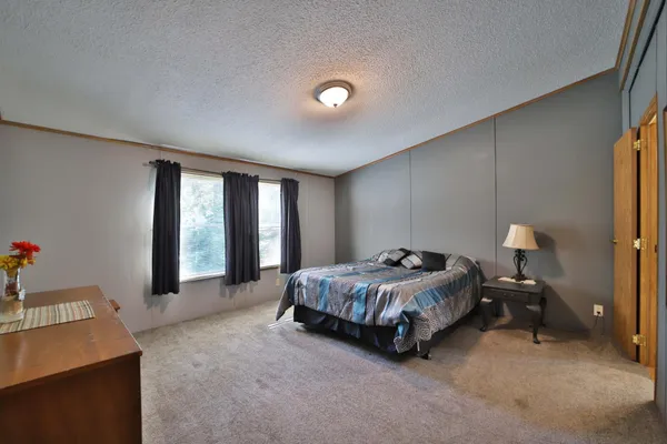 $299,900 | 801 East Lake Street, Osakis, MN 56360