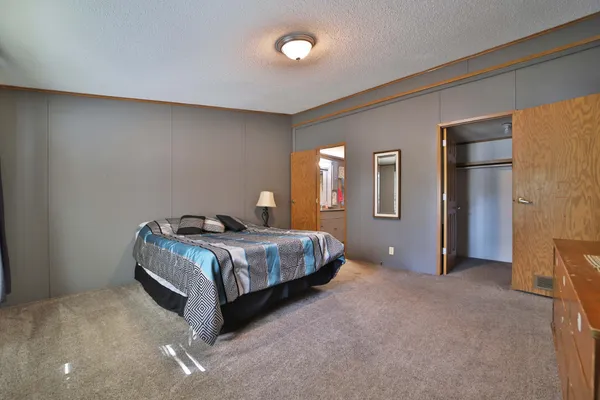 $299,900 | 801 East Lake Street, Osakis, MN 56360