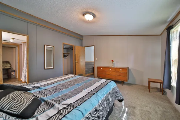 $299,900 | 801 East Lake Street, Osakis, MN 56360