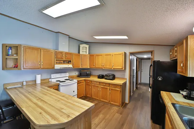 $299,900 | 801 East Lake Street, Osakis, MN 56360