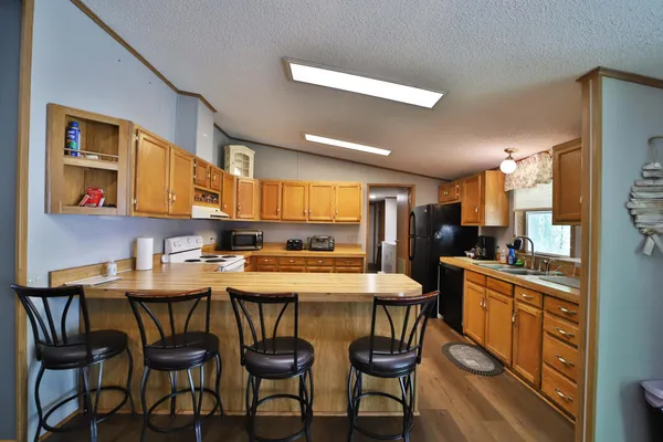 $299,900 | 801 East Lake Street, Osakis, MN 56360