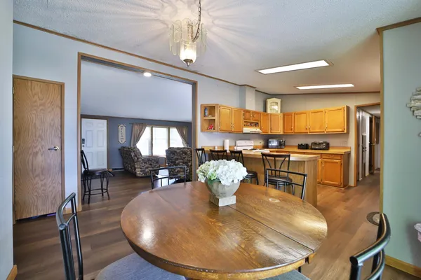 $299,900 | 801 East Lake Street, Osakis, MN 56360