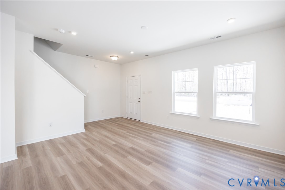 245 Whiteside Road Sandston, VA 23150 - Photo 3 of 34