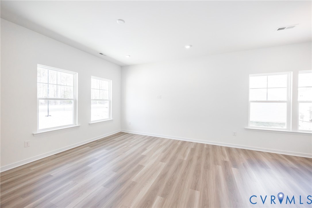 245 Whiteside Road Sandston, VA 23150 - Photo 5 of 34