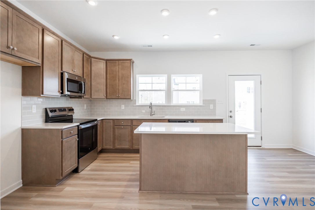 245 Whiteside Road Sandston, VA 23150 - Photo 7 of 34