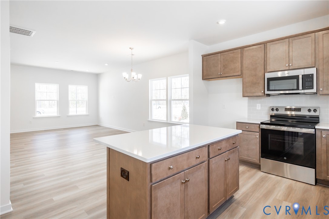 245 Whiteside Road Sandston, VA 23150 - Photo 10 of 34