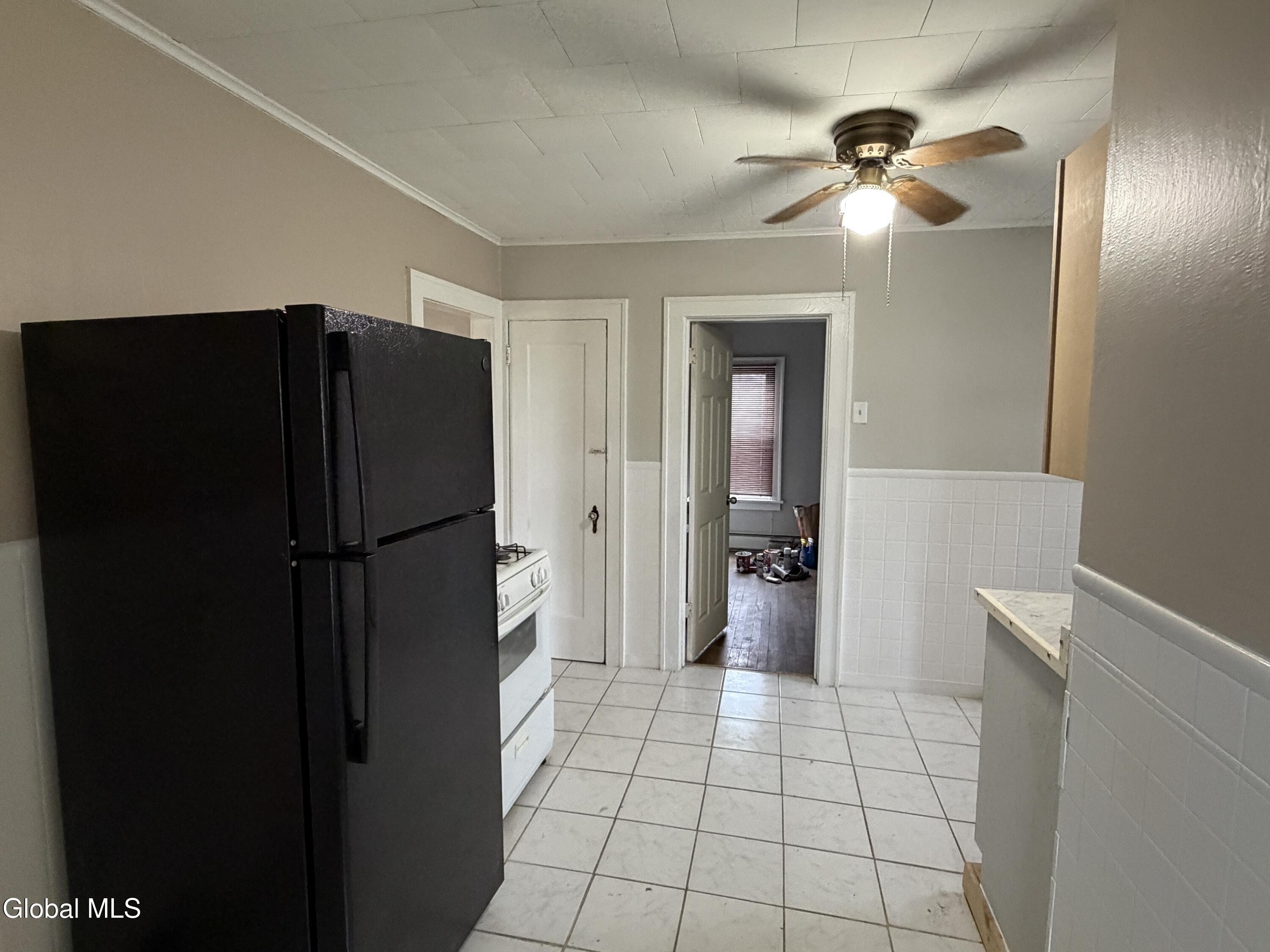 102 Main Avenue, Unit 1 North Greenbush, NY 12198 - Photo 6 of 24 IMG_1738