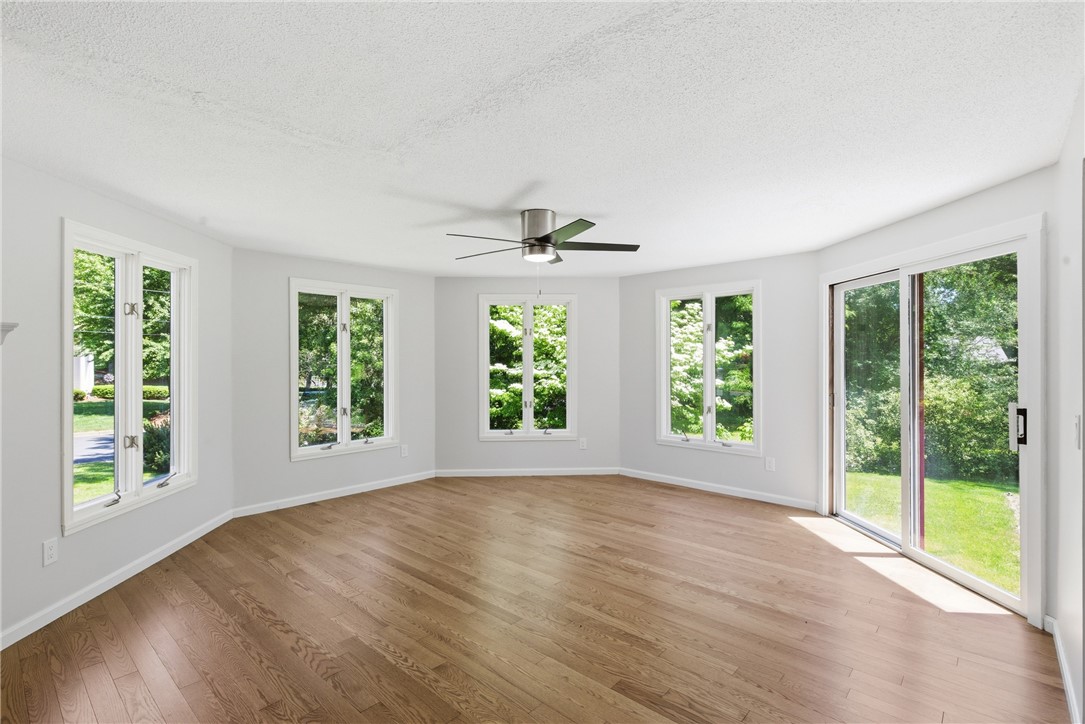 32 Briarwood Road Lincoln, RI 02865 - Photo 7 of 44