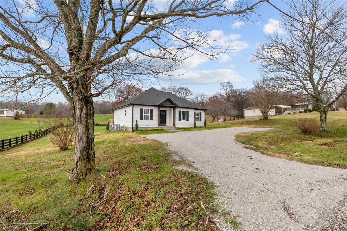 1445 Rock Church Road Dickson, TN 37055 - Photo 30 of 36