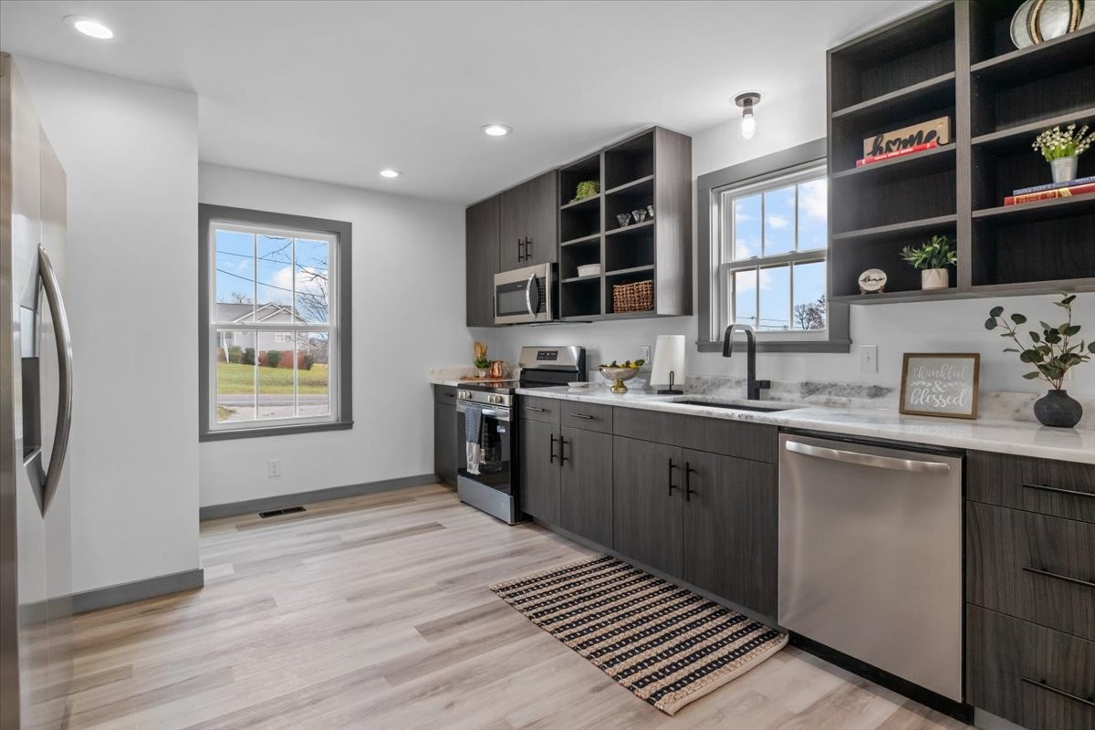 1445 Rock Church Road Dickson, TN 37055 - Photo 4 of 36