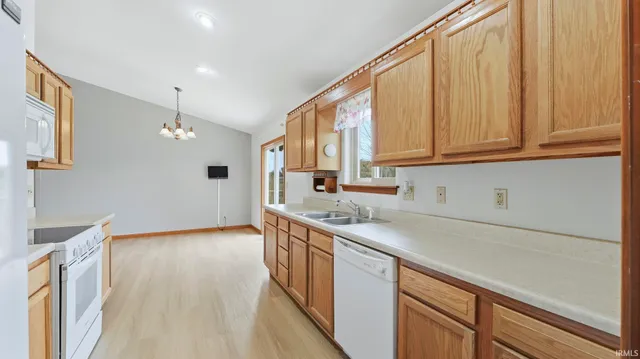 $264,900 | 817 Katarina Court, Kendallville, IN 46755