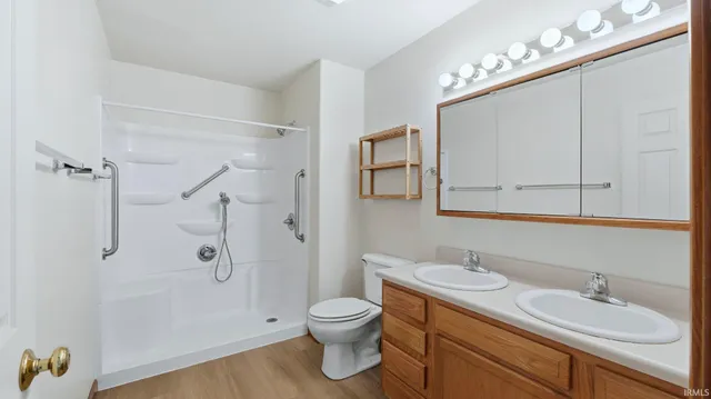 $264,900 | 817 Katarina Court, Kendallville, IN 46755