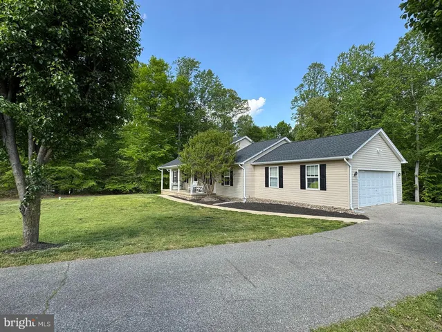 $565,000 | 7124 Juliette Low Lane, Hughesville, MD 20637
