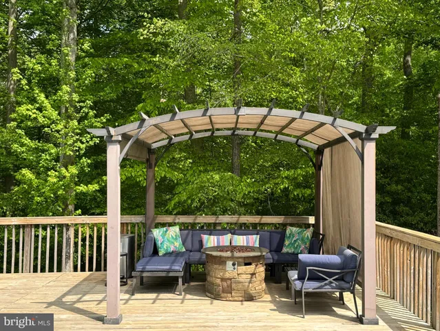 $565,000 | 7124 Juliette Low Lane, Hughesville, MD 20637