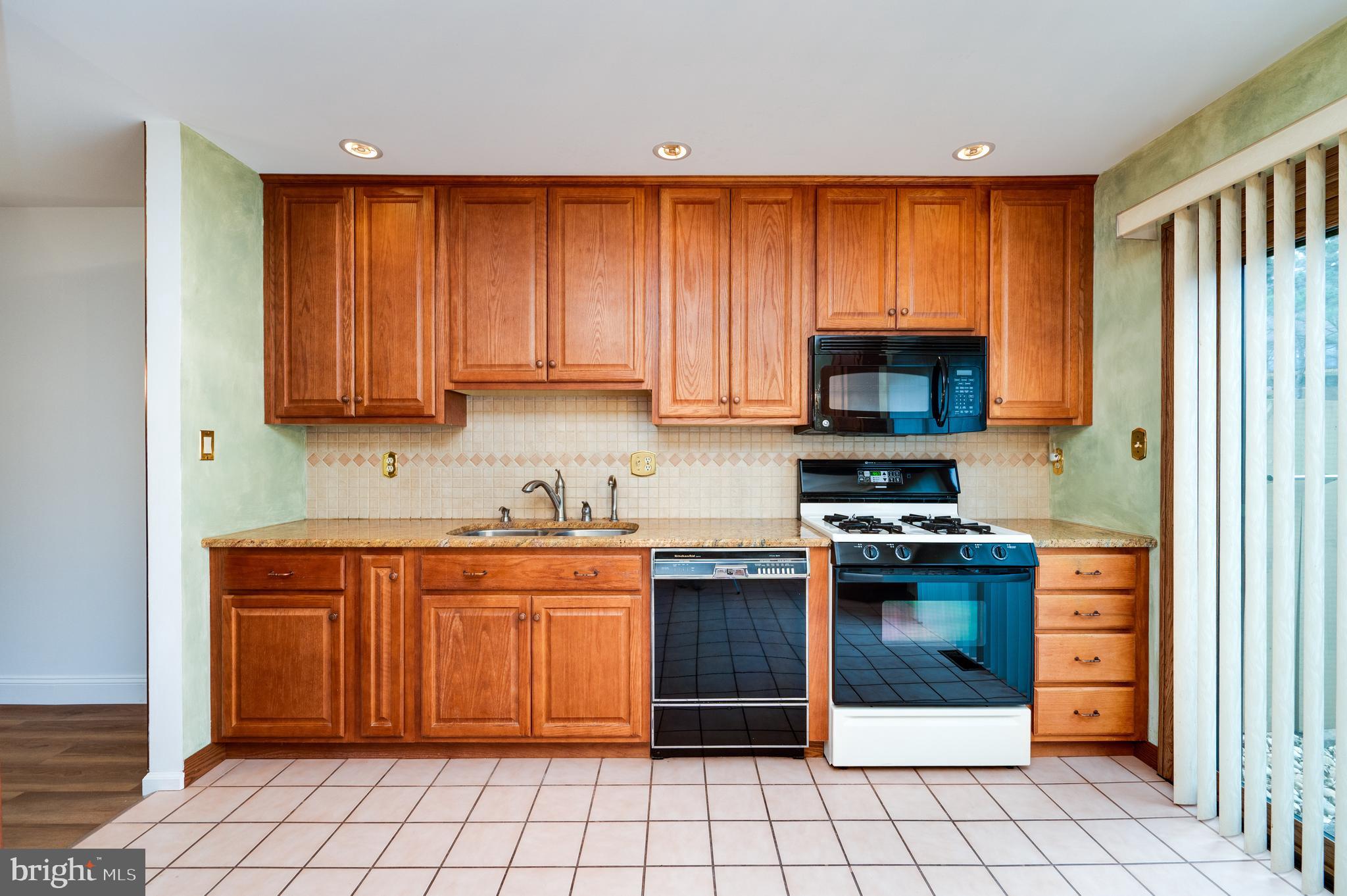 133 Merion Lane Reading, PA 19607 - Photo 12 of 53 Gallery Image 12